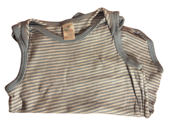 Ärmelloser Basic Body von Topomini, Gestreift