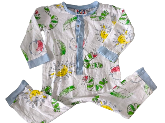 🐛 Eric Carle Schlafanzug – Die kleine Raupe Nimmersatt ☀️