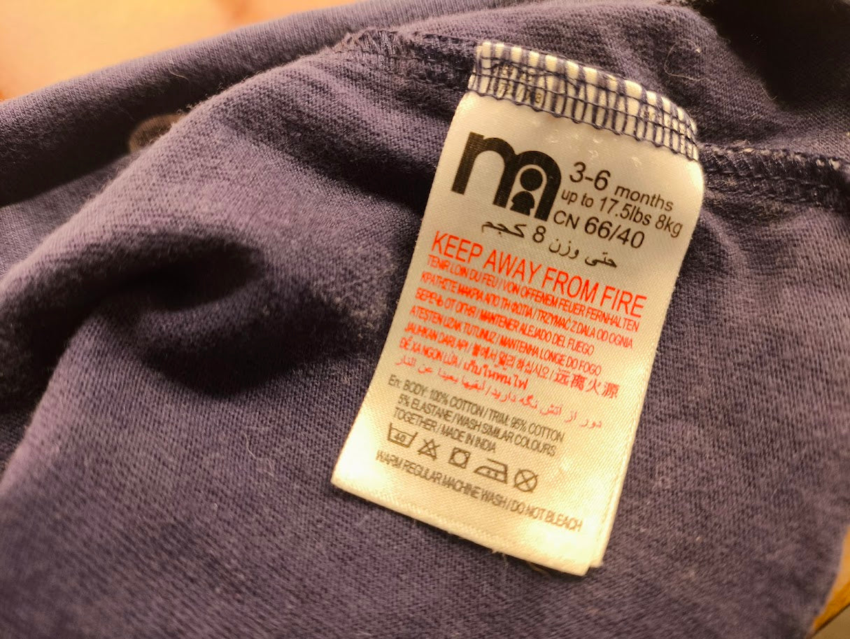 💛 Manguun Kleid mit Herzchenprint 💛