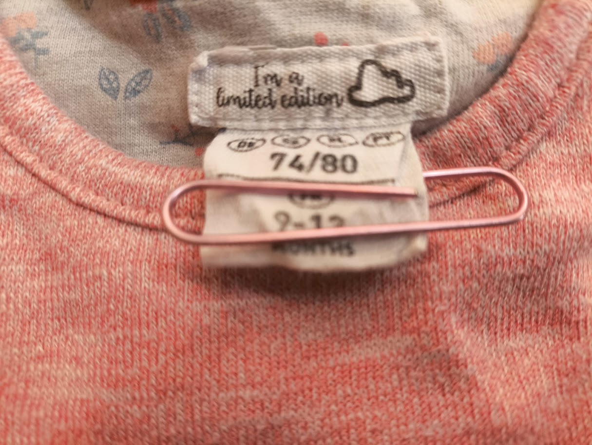 🩷 Kuscheliger Pullover mit Rüschen – I’m a limited edition