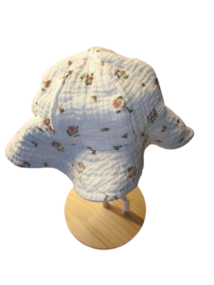 👒 Süßer Sonnenhut von H&M – zart geblümt & perfekt für kleine Köpfe! 🌸