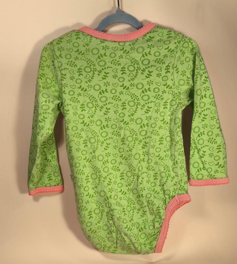 Langarmbody – Liegelind in Grün und Rosa